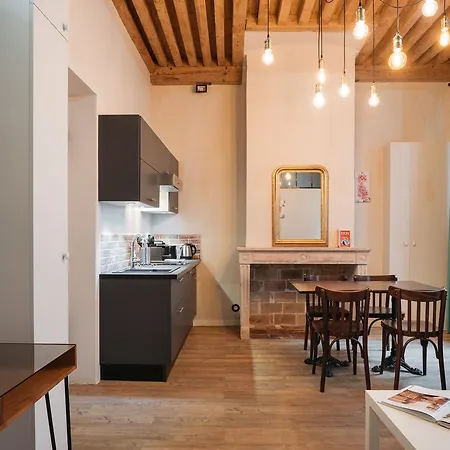 Apartment Rue Du Garet